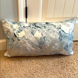 Pillow